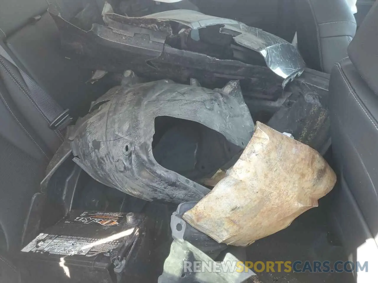 14 fotografías del automóvil dañado LRBFZME48RD070417 BUICK ENVISION 2024