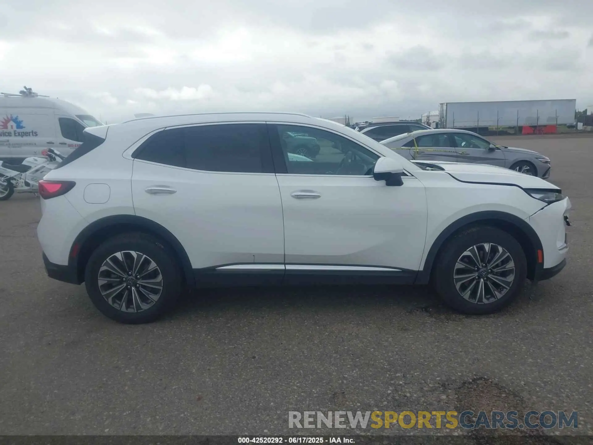 13 fotografías del automóvil dañado LRBFZME4XRD063548 BUICK ENVISION 2024