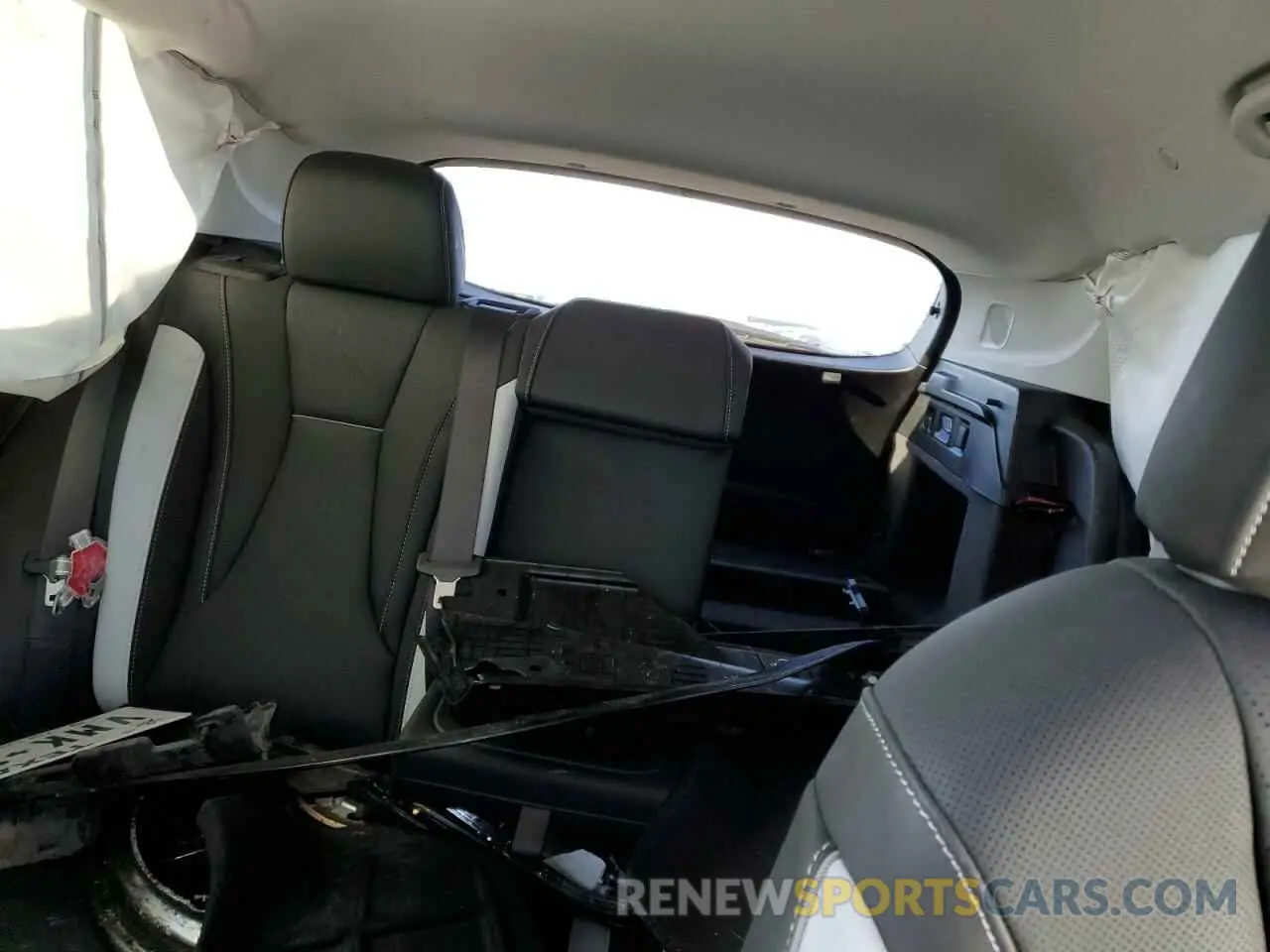 10 fotografías del automóvil dañado LRBFZPE42RD013986 BUICK ENVISION 2024