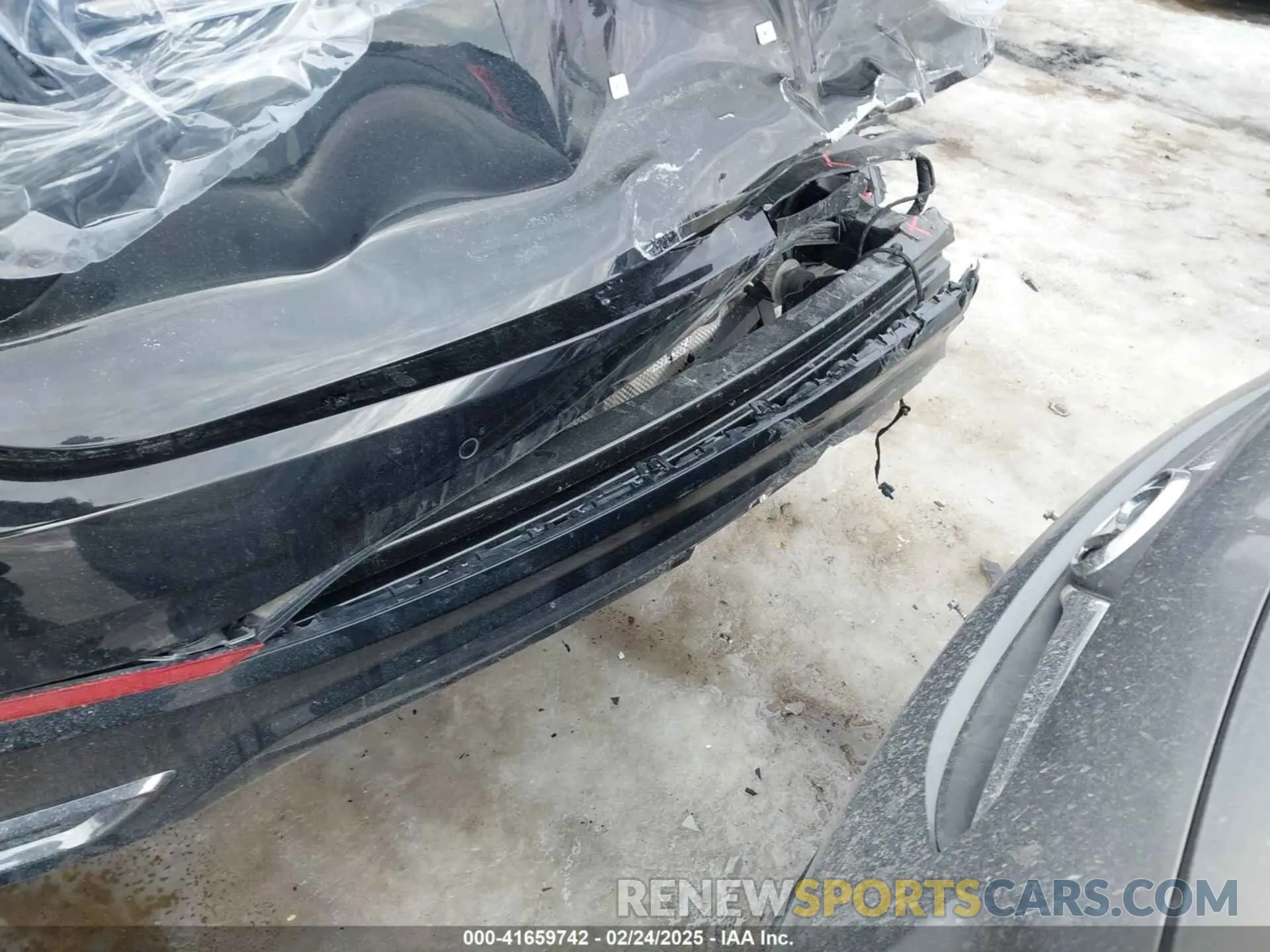 17 fotografías del automóvil dañado LRBFZPE44RD052269 BUICK ENVISION 2024