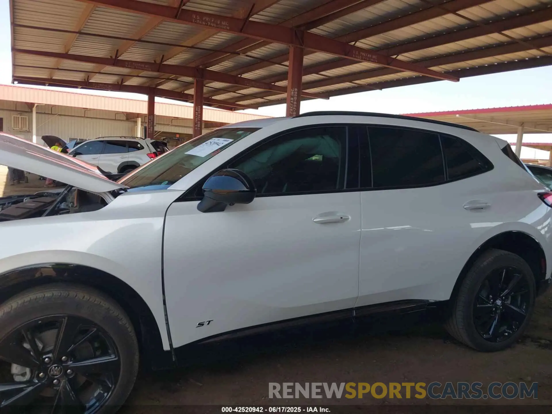 14 fotografías del automóvil dañado LRBFZPE46RD072118 BUICK ENVISION 2024