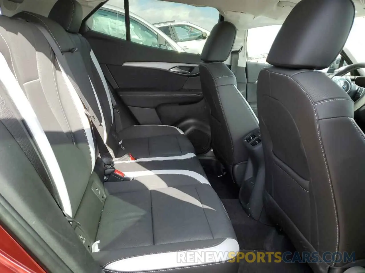 11 fotografías del automóvil dañado LRBFZPE48RD036088 BUICK ENVISION 2024