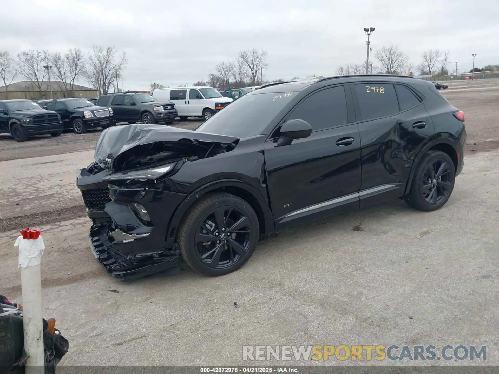 2 fotografías del automóvil dañado LRBFZPE49RD043471 BUICK ENVISION 2024