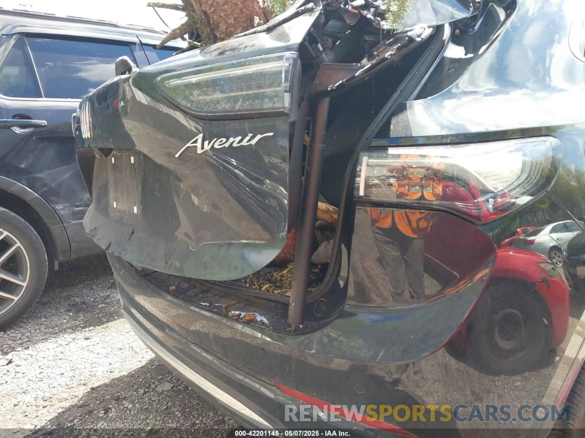 20 fotografías del automóvil dañado LRBFZSE45RD046984 BUICK ENVISION 2024