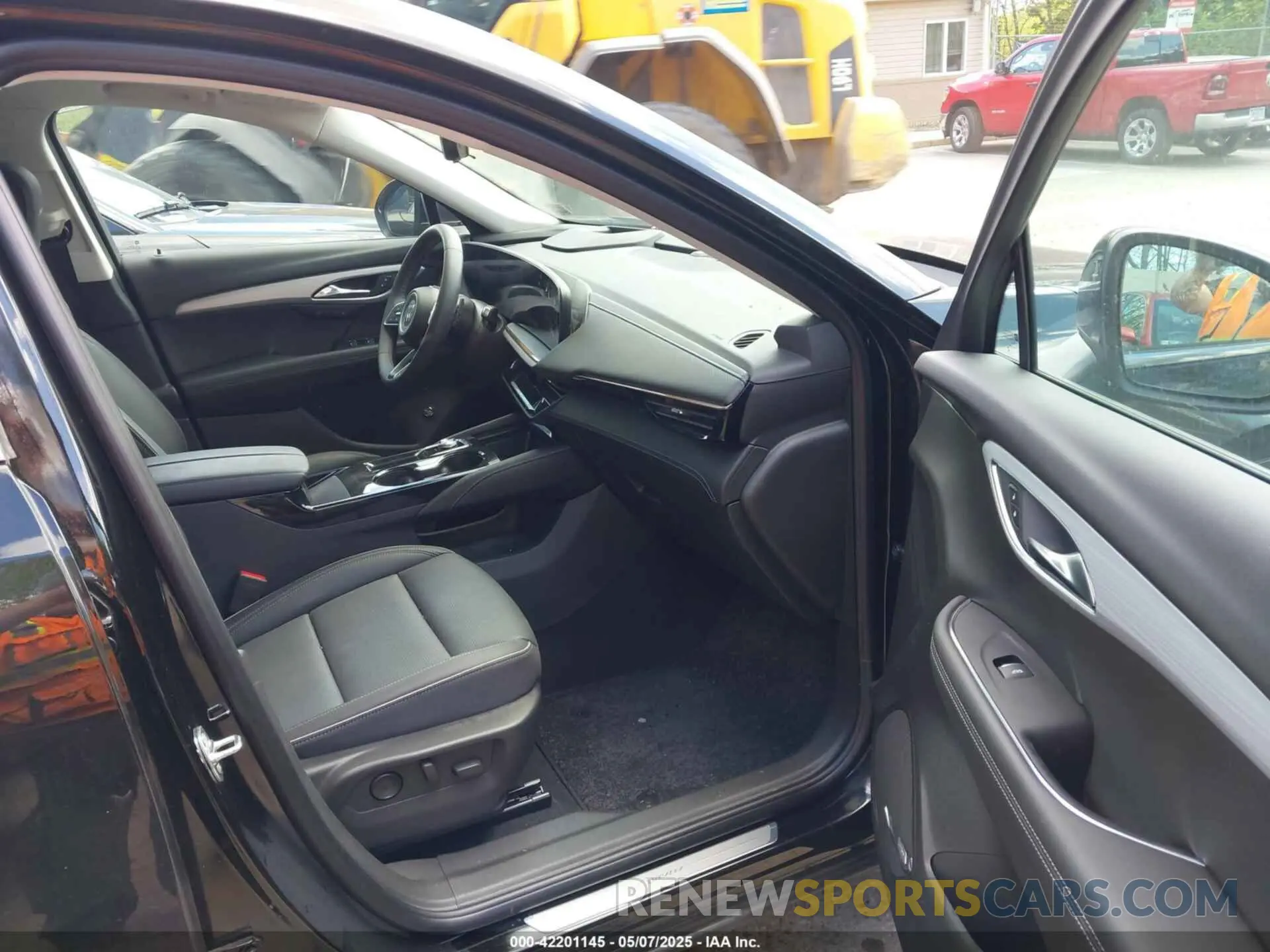 5 fotografías del automóvil dañado LRBFZSE45RD046984 BUICK ENVISION 2024