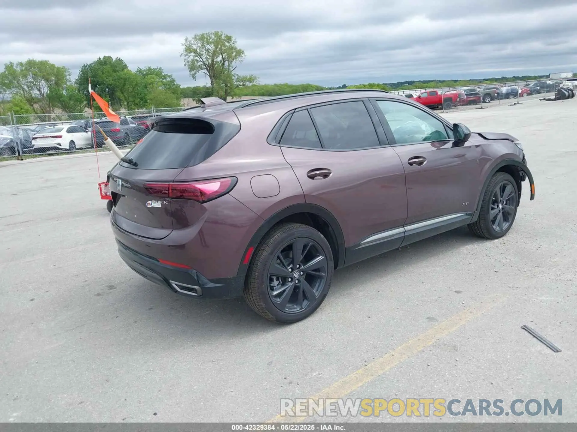4 fotografías del automóvil dañado LRBFZLE45SD024222 BUICK ENVISION 2025
