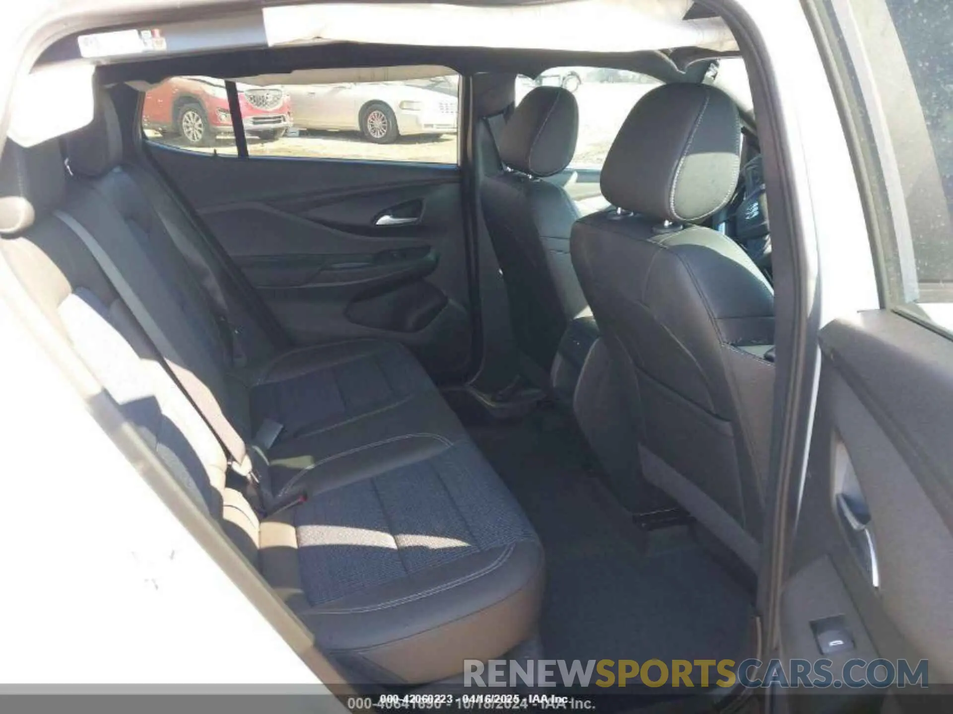 8 fotografías del automóvil dañado KL47LAE25RB186796 BUICK ENVISTA 2024