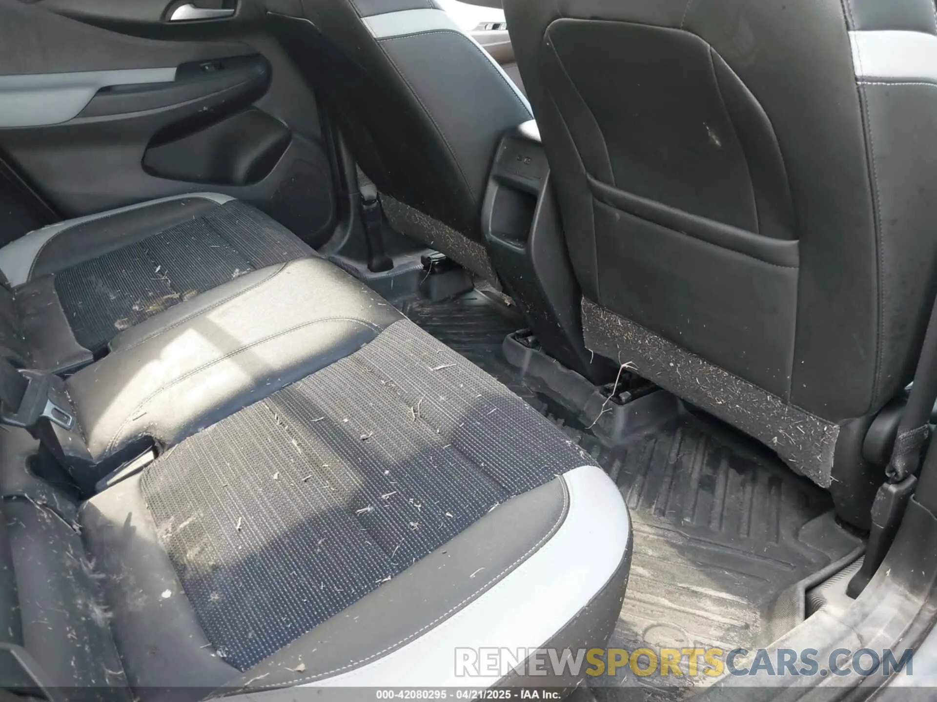 15 fotografías del automóvil dañado KL47LAE26RB187553 BUICK ENVISTA 2024