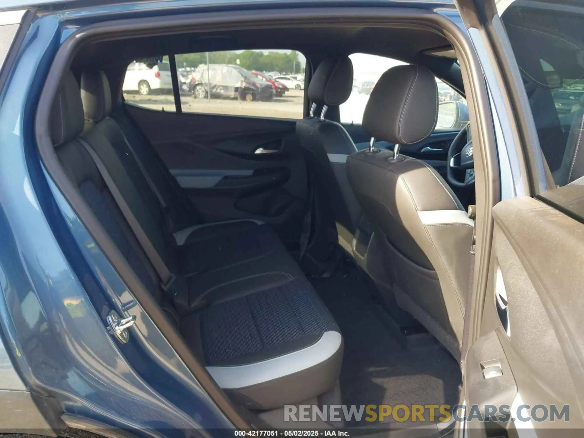 8 fotografías del automóvil dañado KL47LAE28RB210069 BUICK ENVISTA 2024