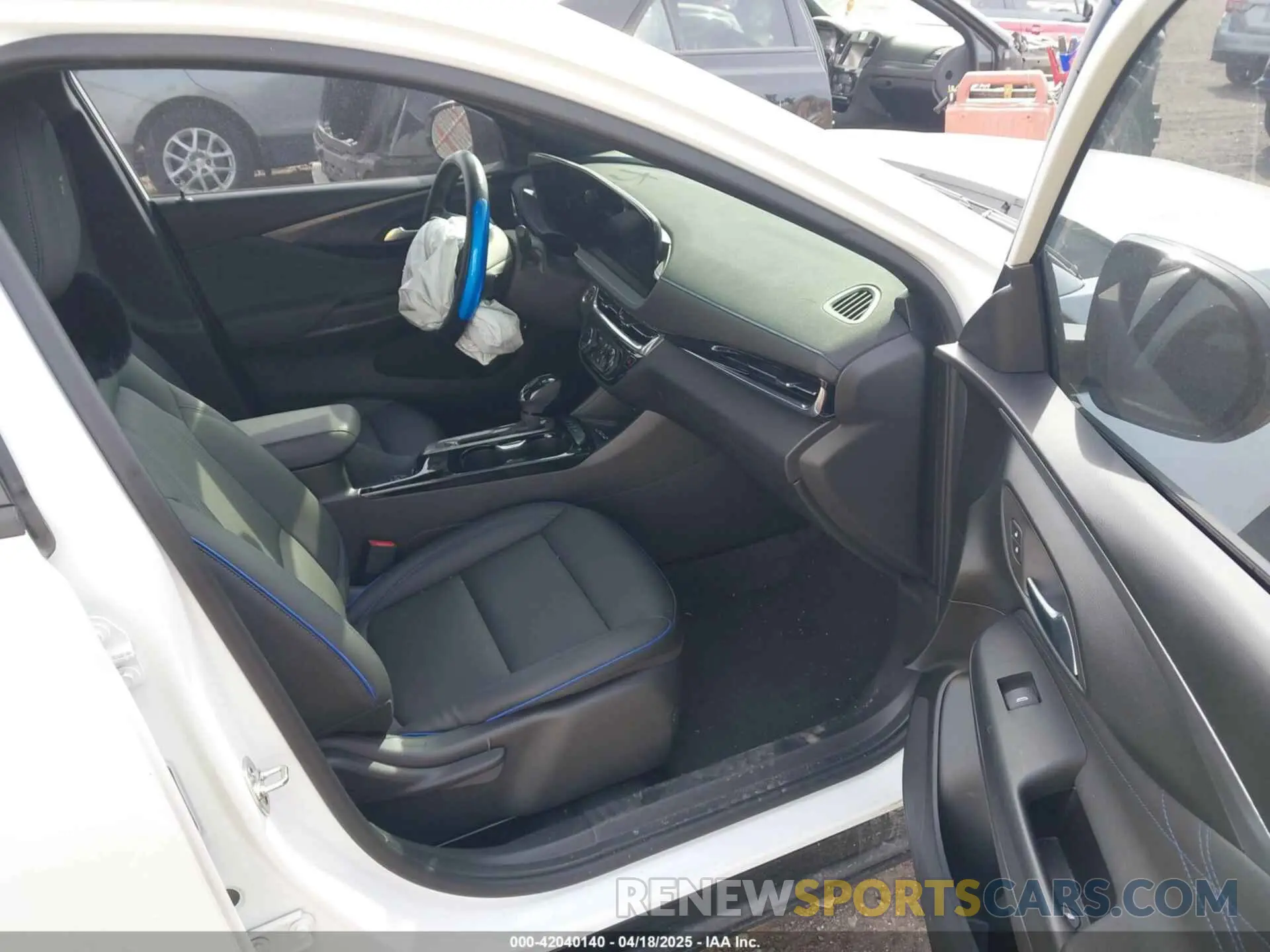 5 fotografías del automóvil dañado KL47LBE20RB107122 BUICK ENVISTA 2024