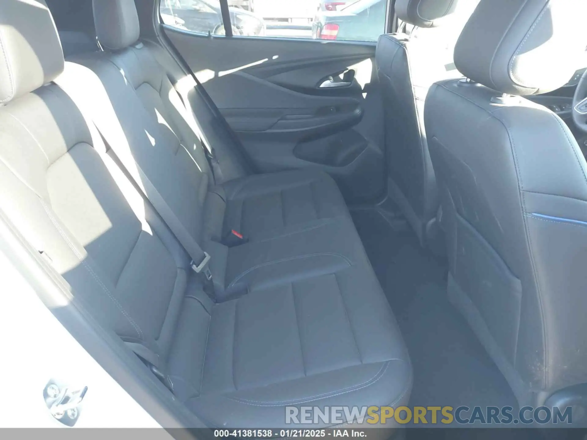 8 fotografías del automóvil dañado KL47LBE28RB170677 BUICK ENVISTA 2024
