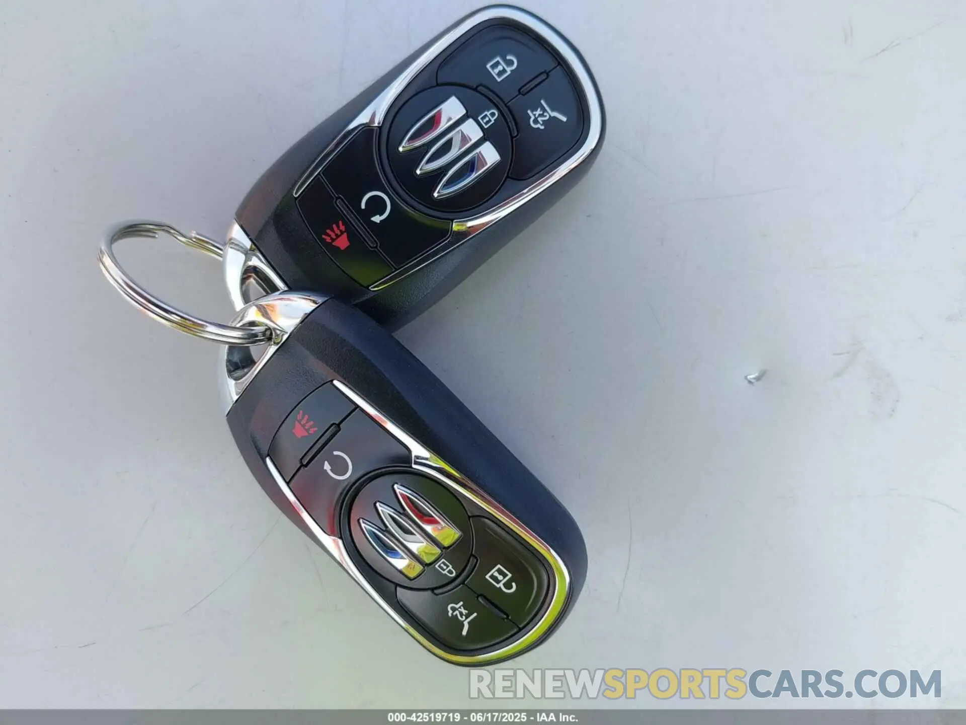 11 fotografías del automóvil dañado KL47LBEP2SB074688 BUICK ENVISTA 2025