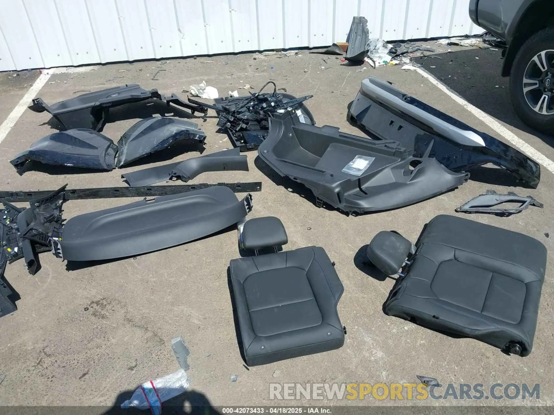 12 fotografías del automóvil dañado KL47LBEP9SB111526 BUICK ENVISTA 2025