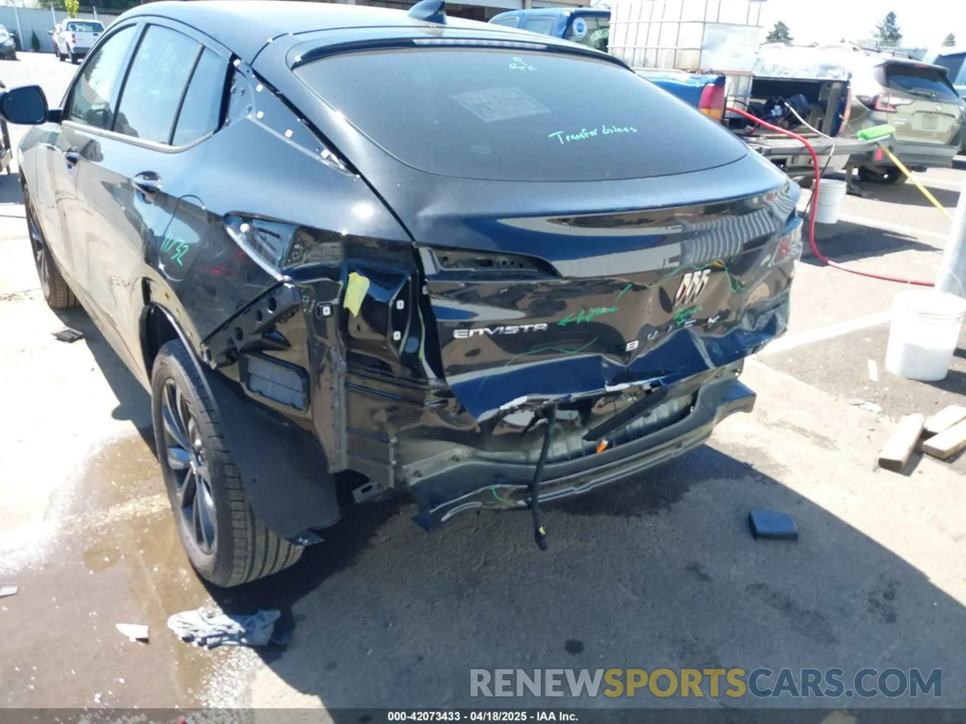 18 fotografías del automóvil dañado KL47LBEP9SB111526 BUICK ENVISTA 2025