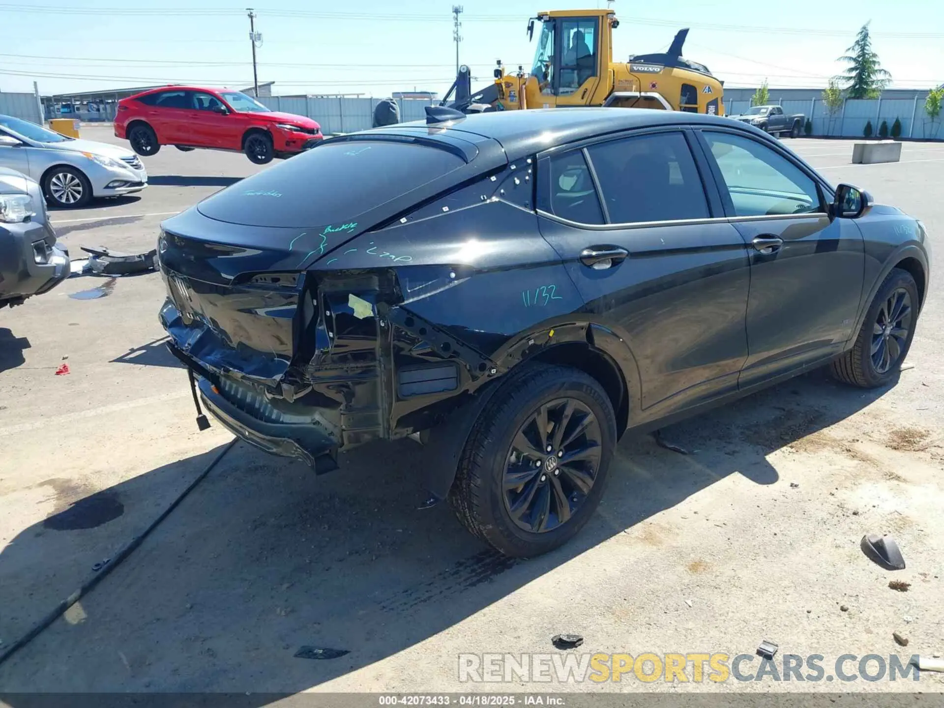 4 fotografías del automóvil dañado KL47LBEP9SB111526 BUICK ENVISTA 2025