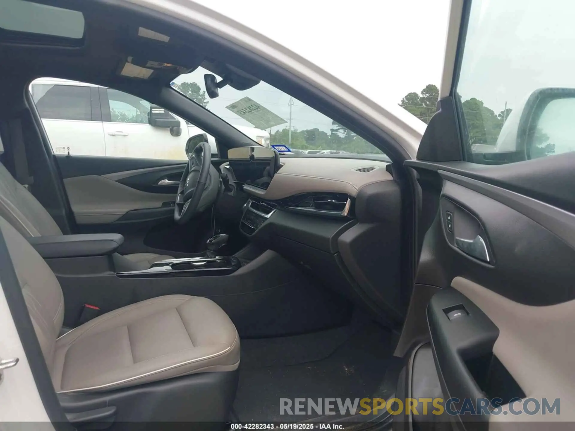 5 fotografías del automóvil dañado KL47LCEP9SB105067 BUICK ENVISTA 2025