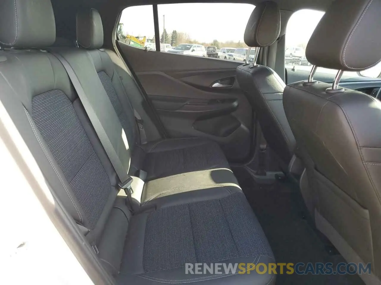 10 fotografías del automóvil dañado KL47LAE28RB102664 BUICK ENVISTA PR 2024