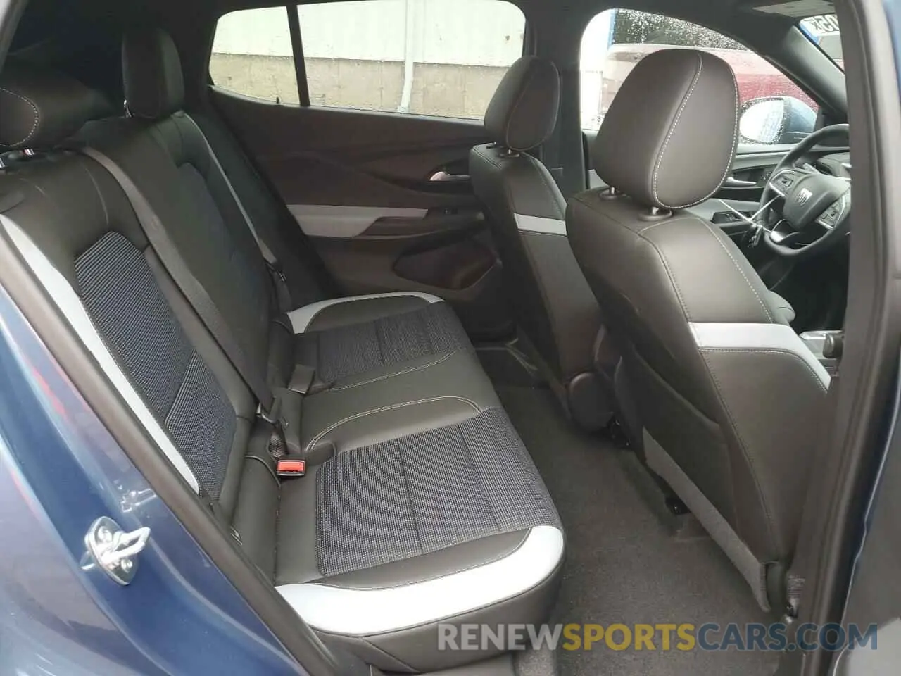 10 fotografías del automóvil dañado KL47LAE28SB020052 BUICK ENVISTA PR 2025