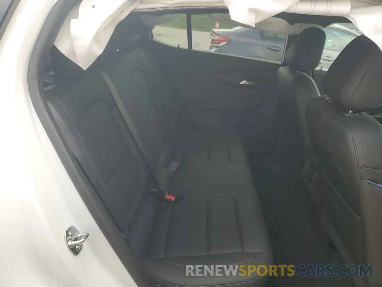 11 fotografías del automóvil dañado KL47LBEP4SB037058 BUICK ENVISTA SP 2025