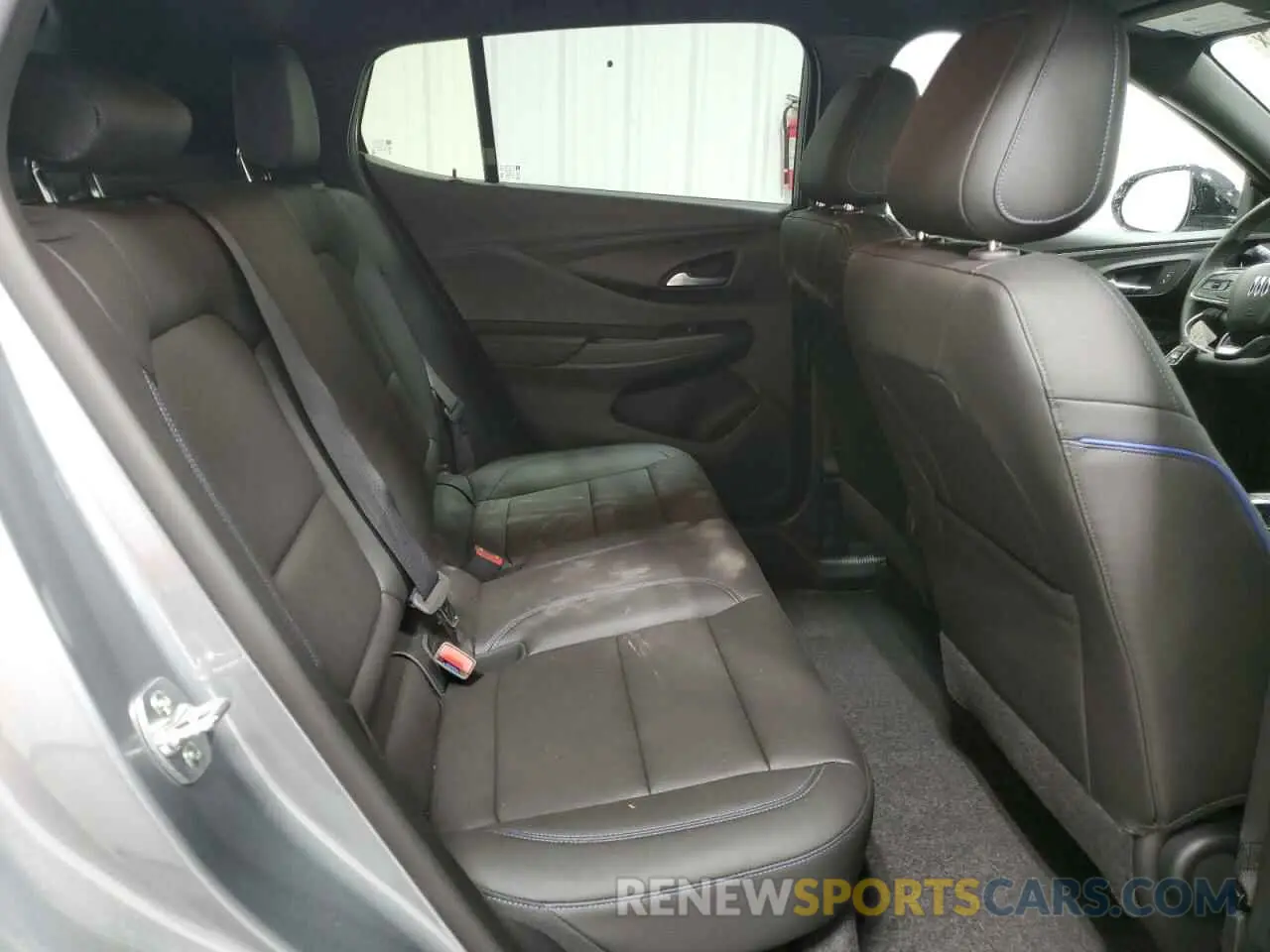 10 fotografías del automóvil dañado KL47LBEP6SB151501 BUICK ENVISTA SP 2025