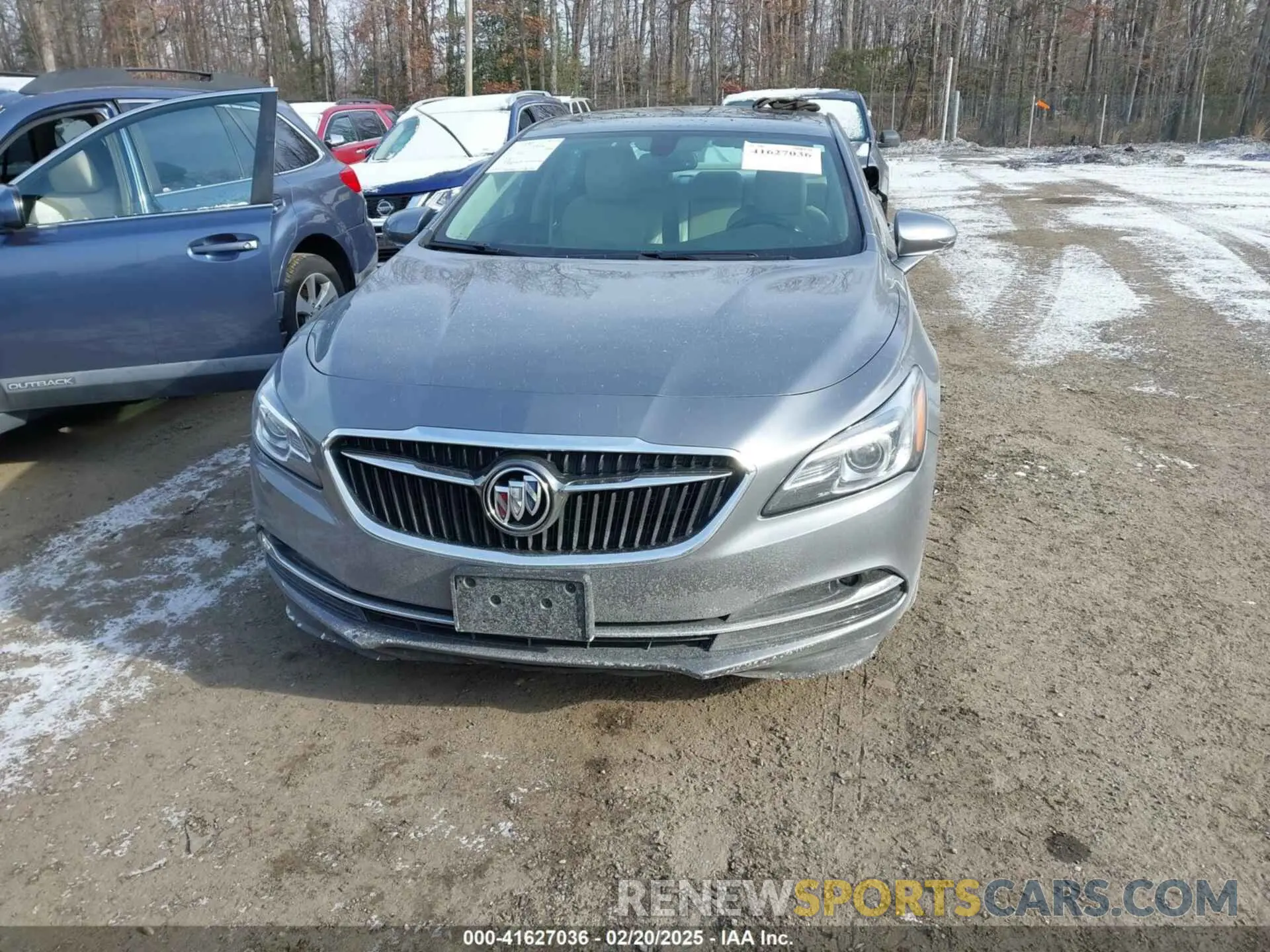12 fotografías del automóvil dañado 1G4ZP5SS0KU110259 BUICK LACROSSE 2019