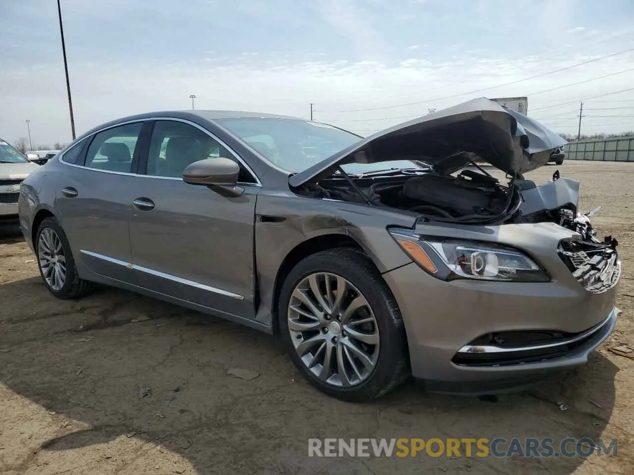 4 fotografías del automóvil dañado 1G4ZR5SS6KU105822 BUICK LACROSSE 2019