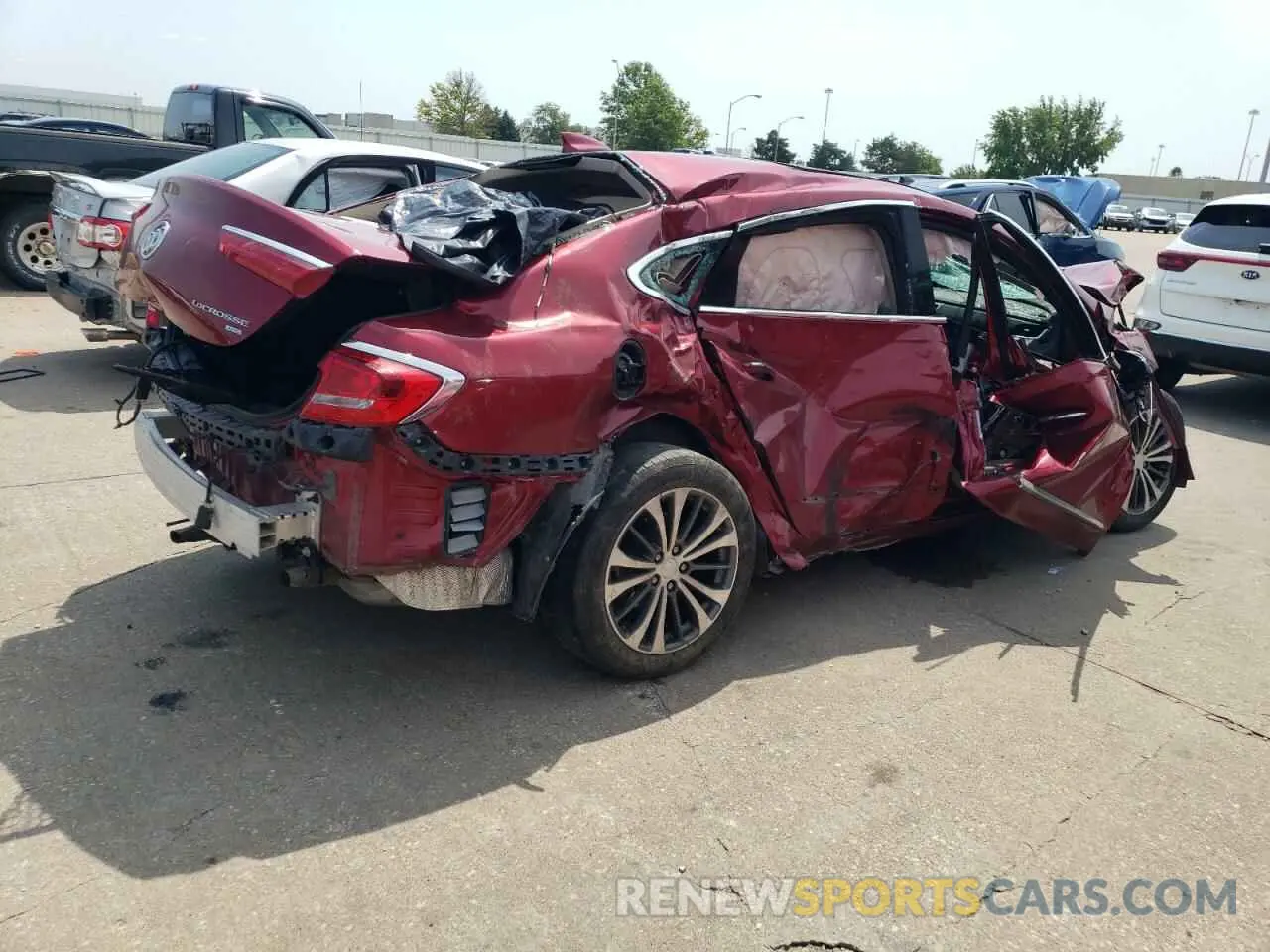 3 fotografías del automóvil dañado 1G4ZR5SS7KU130146 BUICK LACROSSE 2019