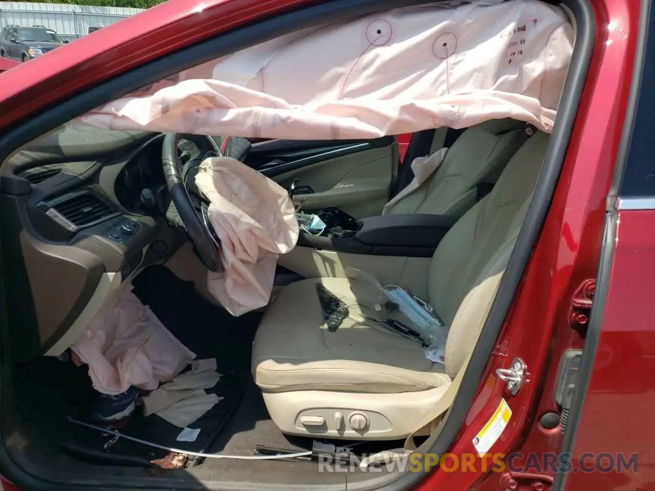 7 fotografías del automóvil dañado 1G4ZR5SS7KU130146 BUICK LACROSSE 2019