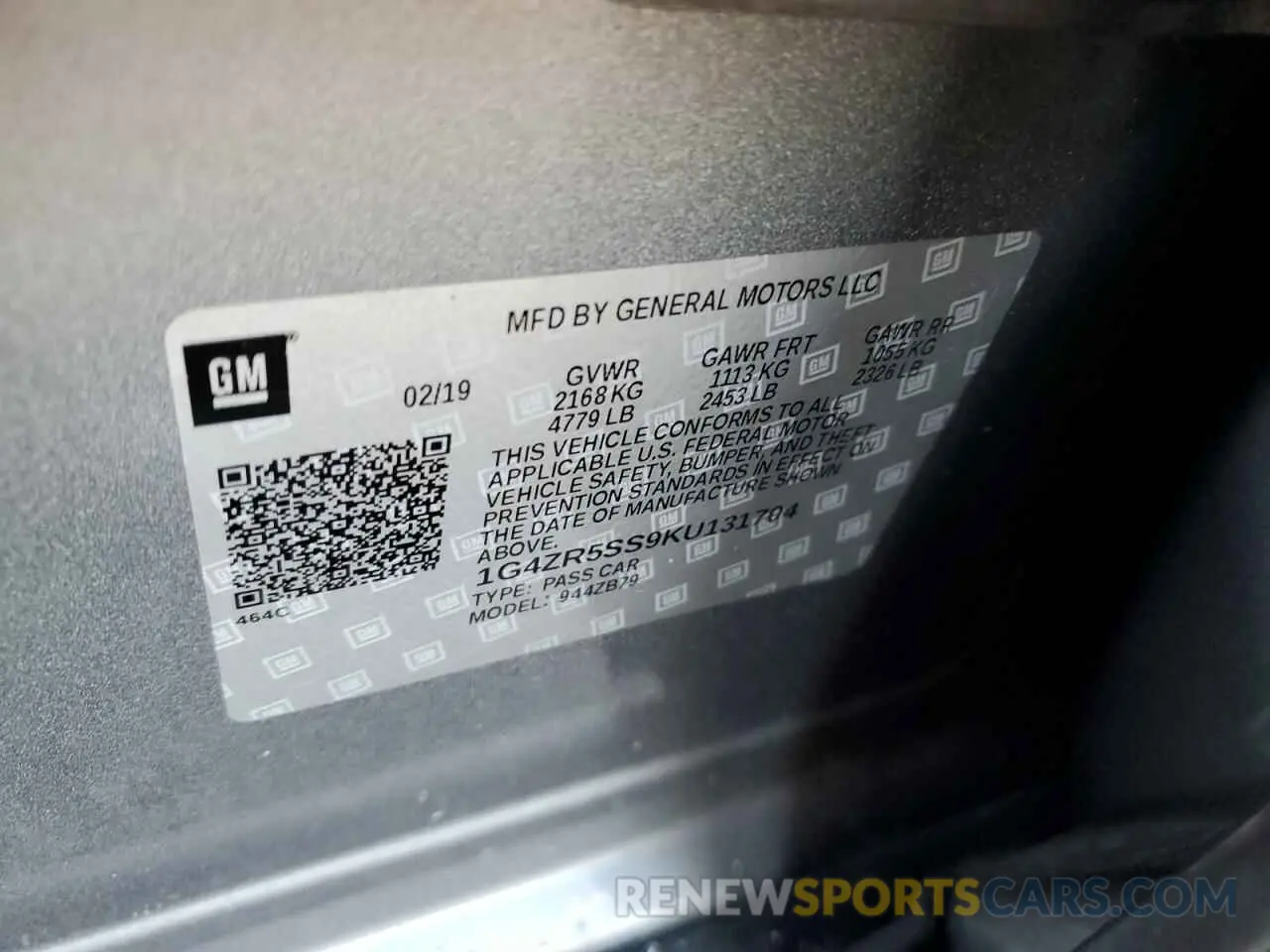 12 fotografías del automóvil dañado 1G4ZR5SS9KU131704 BUICK LACROSSE 2019