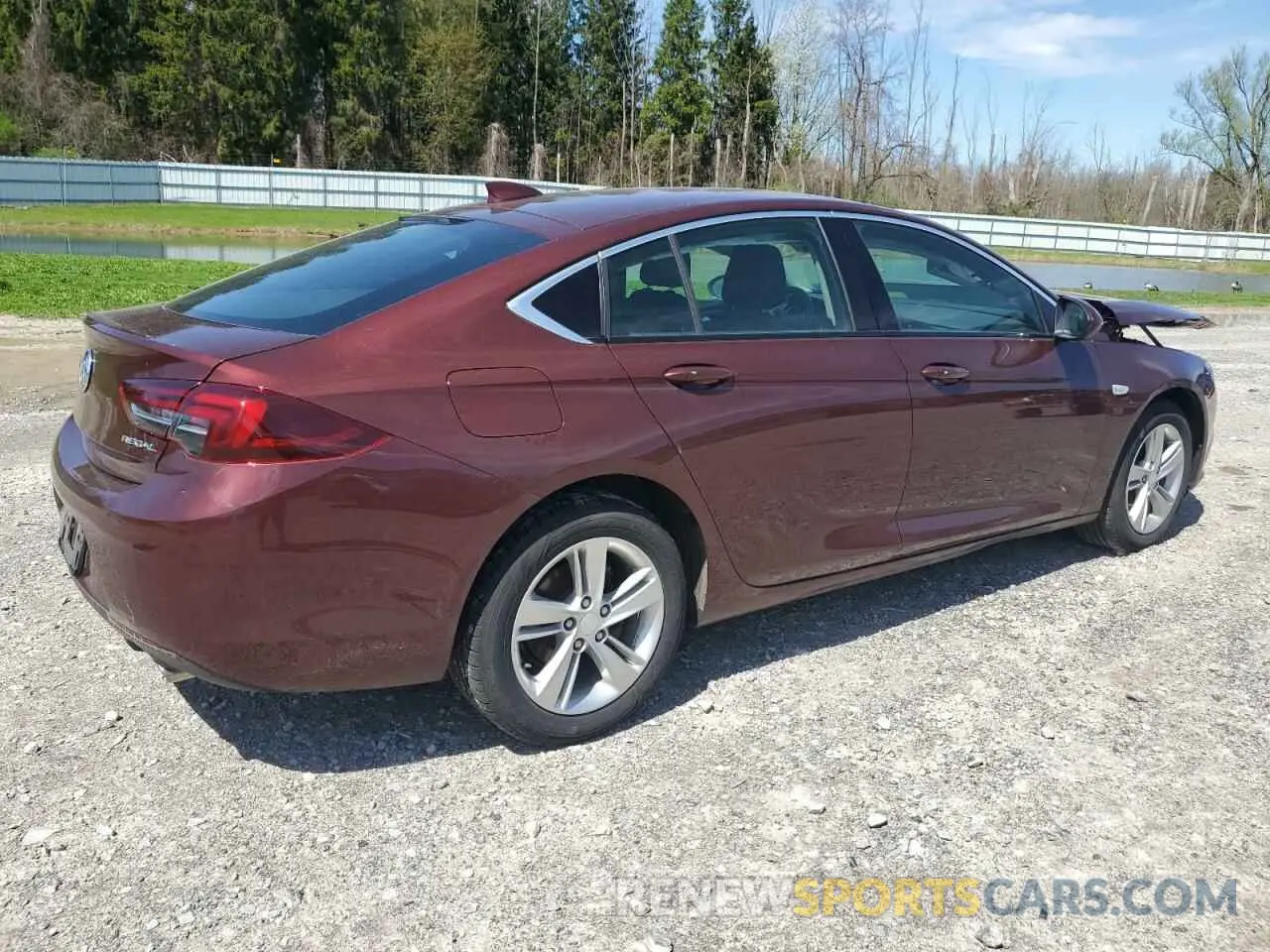 3 fotografías del automóvil dañado W04GL6SX6K1078678 BUICK REGAL 2019