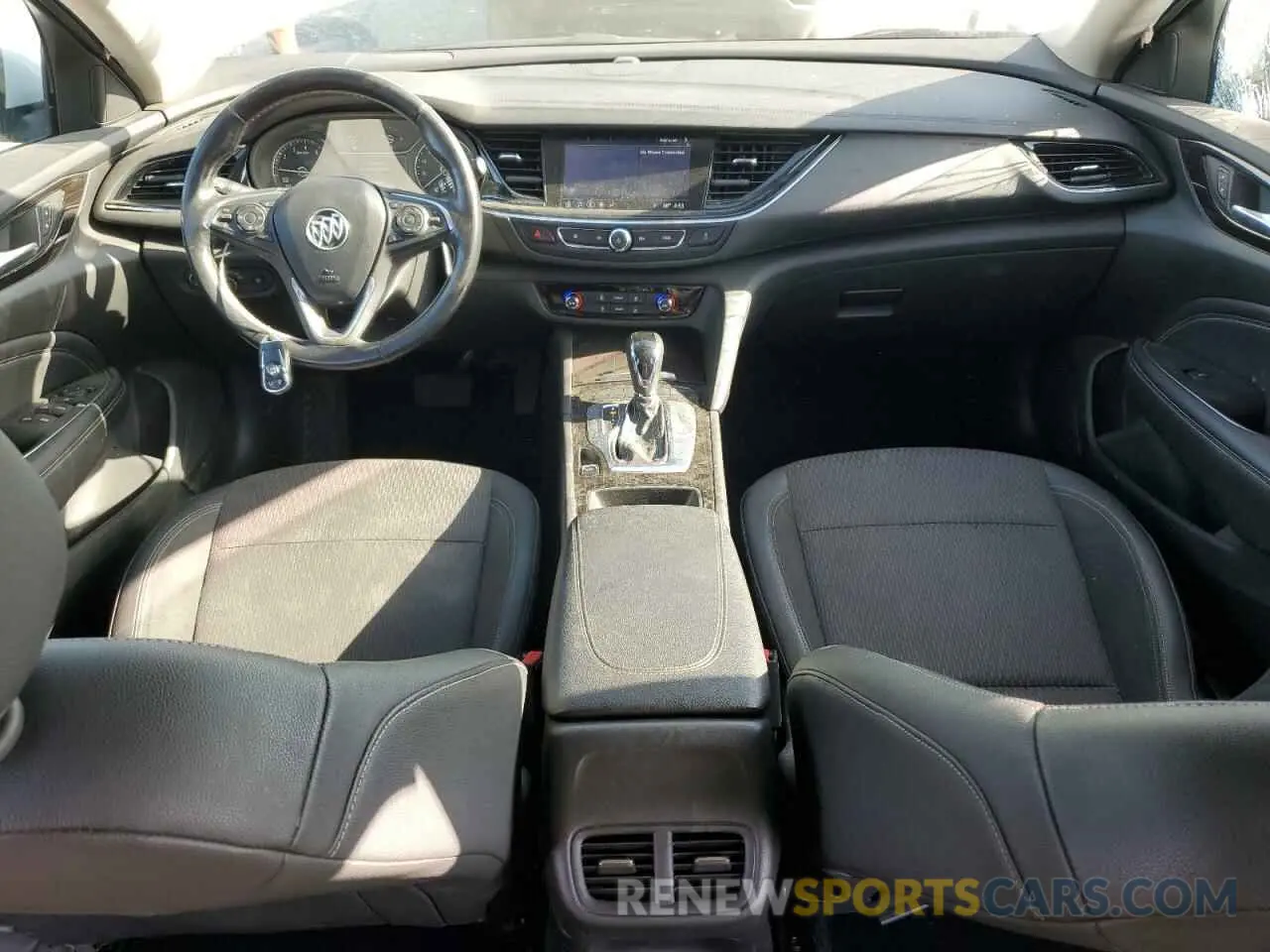 8 fotografías del automóvil dañado W04GM6SX8K1069168 BUICK REGAL 2019