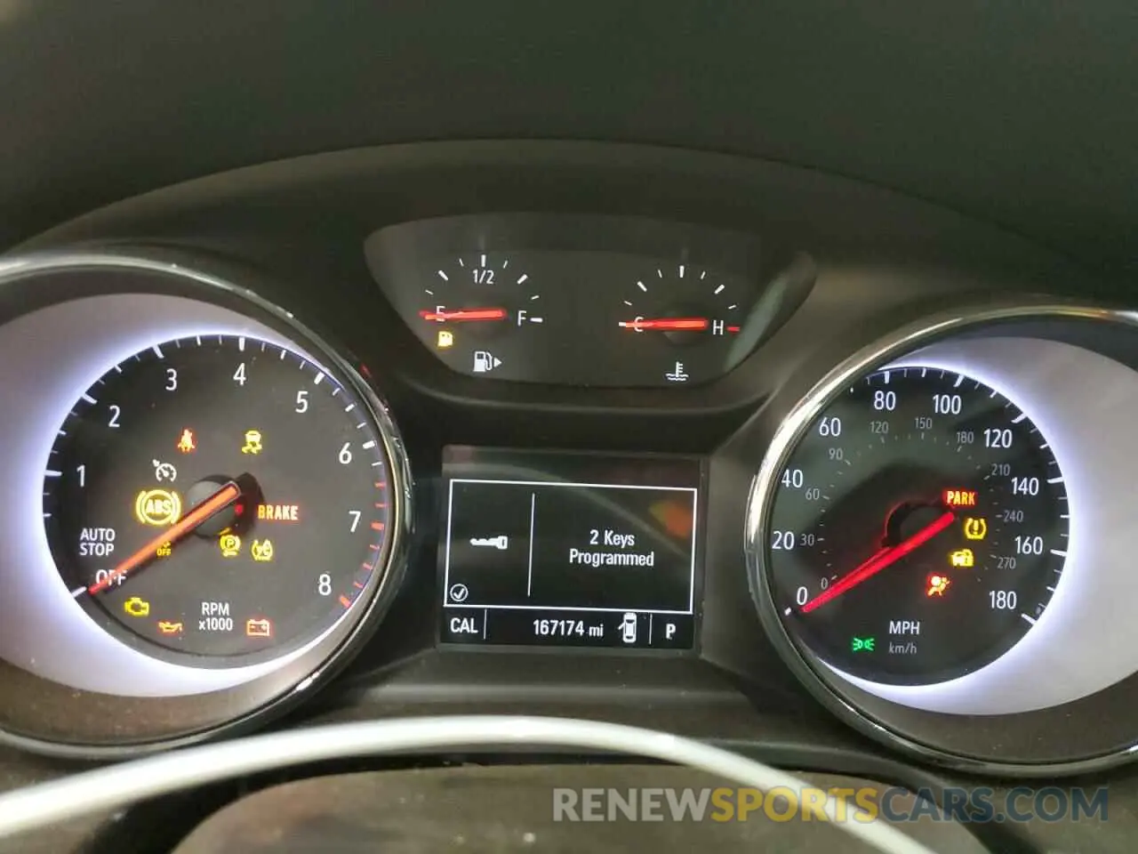 9 fotografías del automóvil dañado W04GU8SX5L1007627 BUICK REGAL 2020