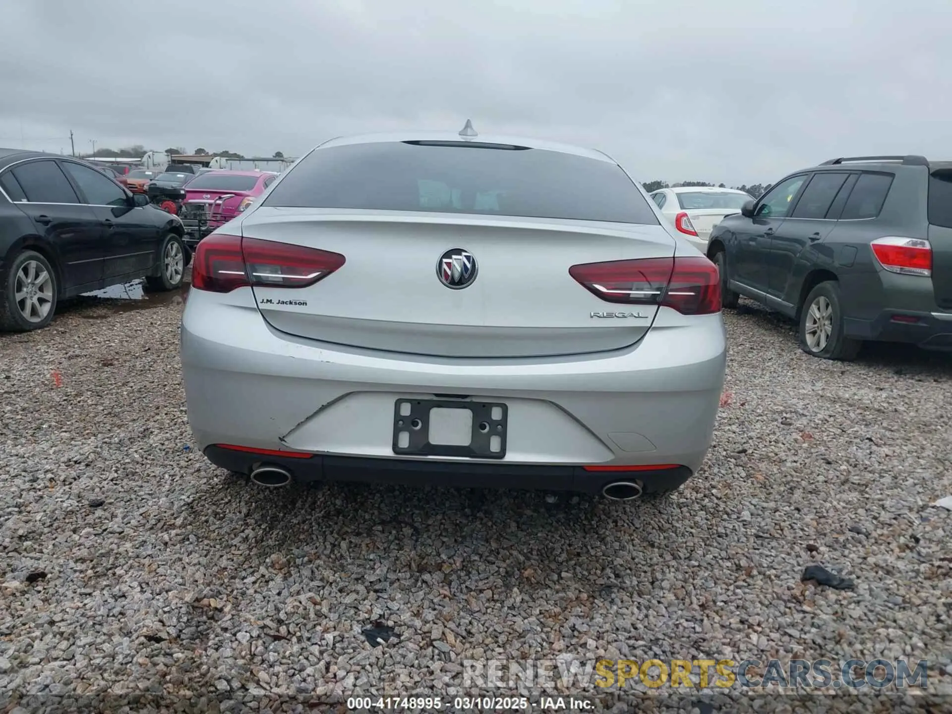 16 fotografías del automóvil dañado W04GP6SX4L1006657 BUICK REGAL SPORTBACK 2020