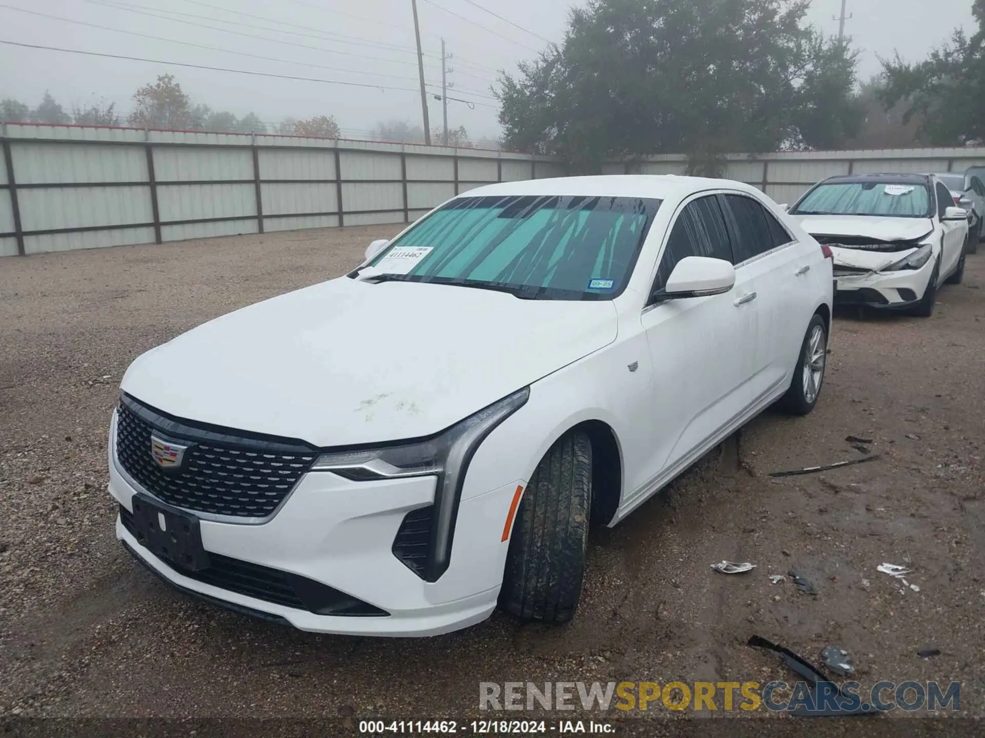 2 fotografías del automóvil dañado 1G6DA5RK2L0148304 CADILLAC CT4 2020