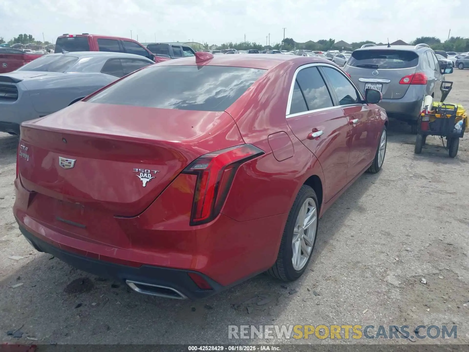 4 fotografías del automóvil dañado 1G6DA5RK4L0134873 CADILLAC CT4 2020