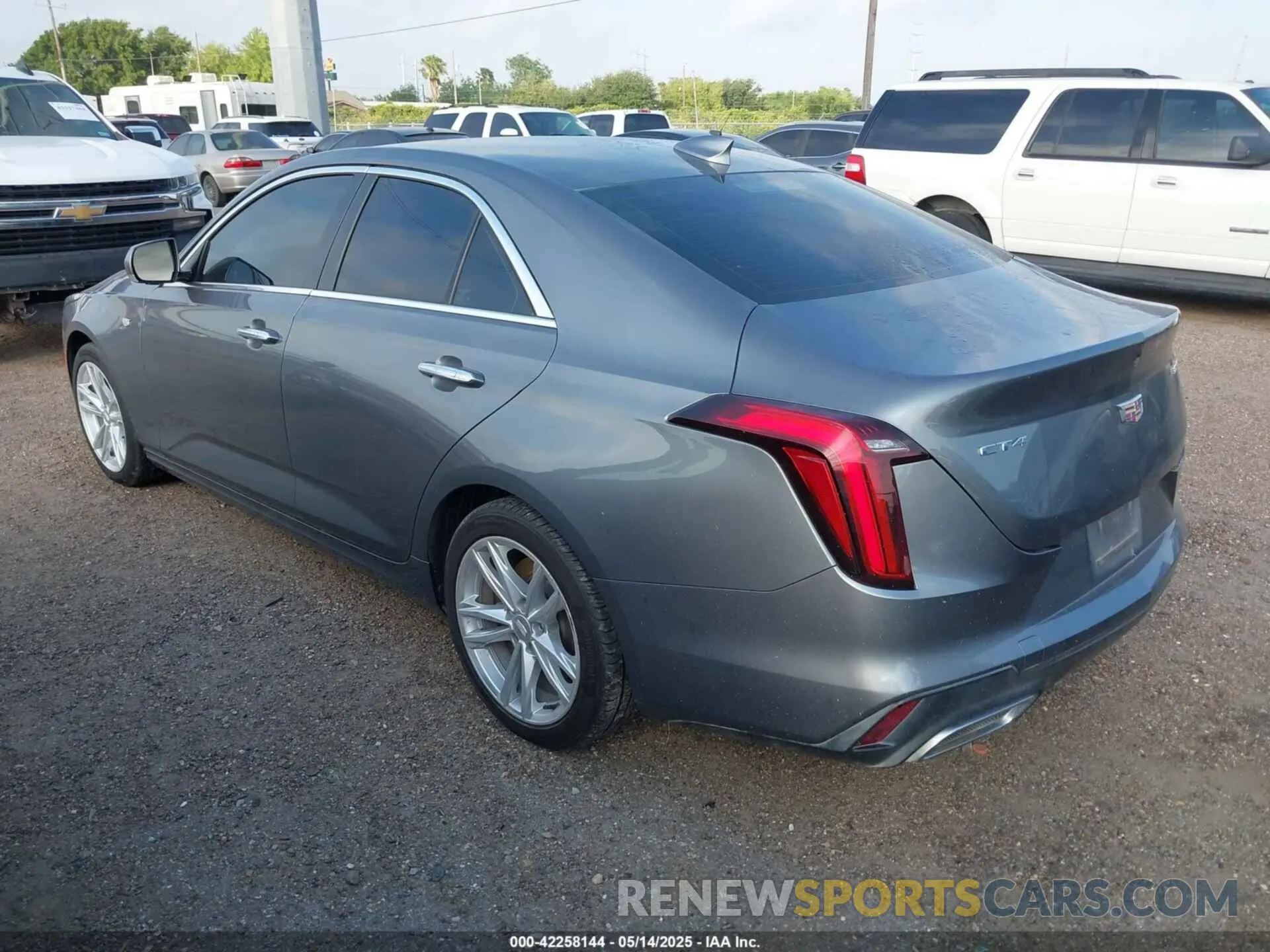 3 fotografías del automóvil dañado 1G6DA5RK7L0154714 CADILLAC CT4 2020