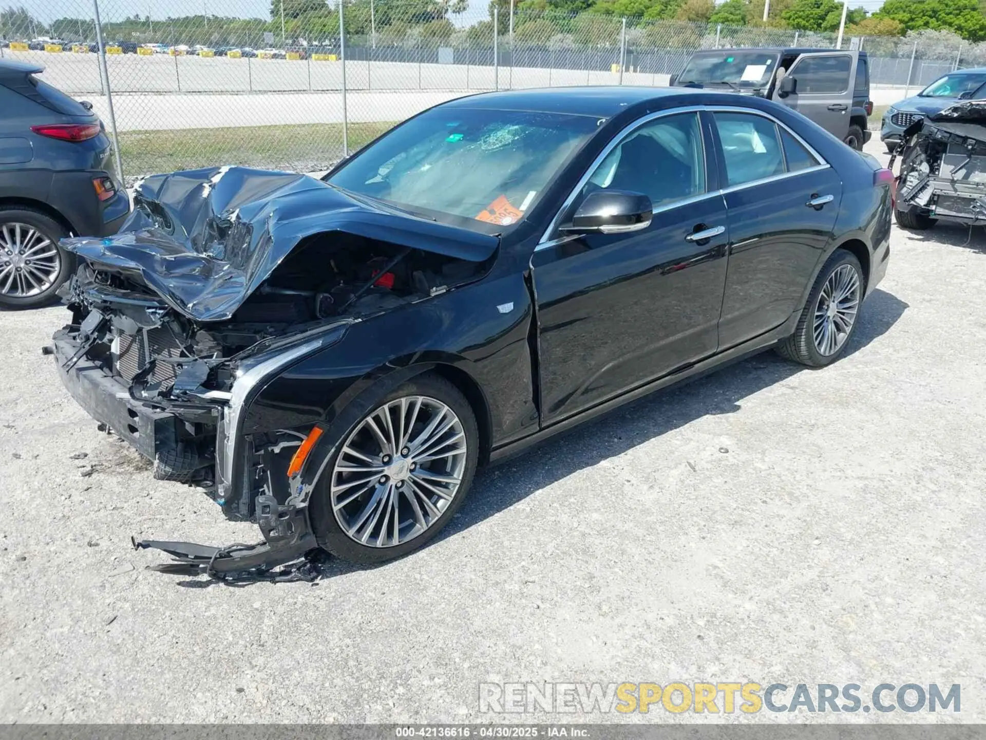 2 fotografías del automóvil dañado 1G6DB5RK1L0153166 CADILLAC CT4 2020