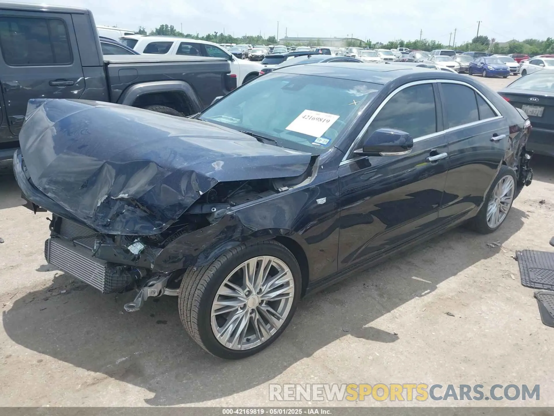 2 fotografías del automóvil dañado 1G6DB5RKXL0137466 CADILLAC CT4 2020