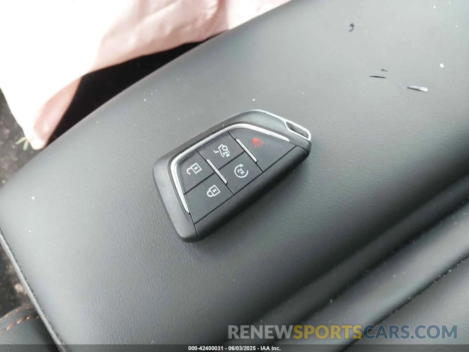 11 fotografías del automóvil dañado 1G6DG5RK5L0132824 CADILLAC CT4 2020