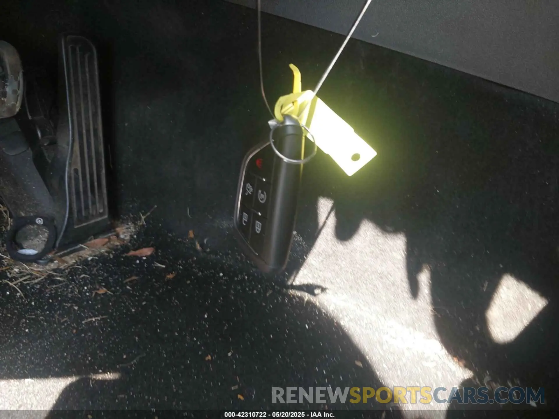 11 fotografías del automóvil dañado 1G6DG5RKXL0150221 CADILLAC CT4 2020