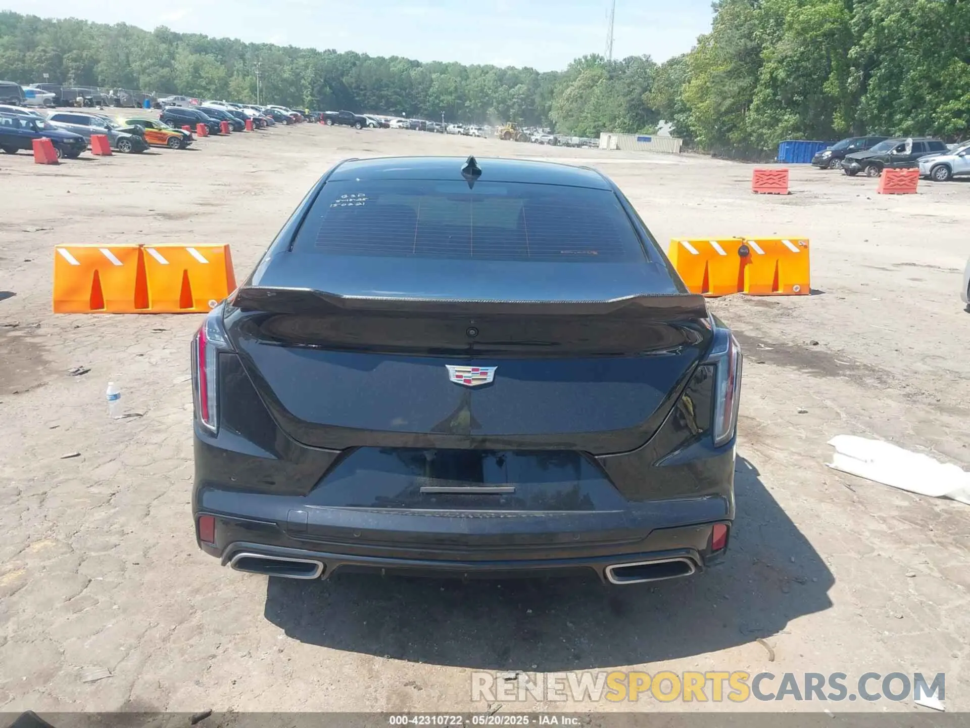 16 fotografías del automóvil dañado 1G6DG5RKXL0150221 CADILLAC CT4 2020