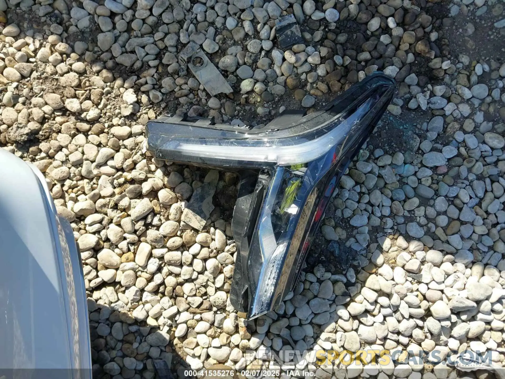 12 fotografías del automóvil dañado 1G6D55RK8M0145638 CADILLAC CT4 2021