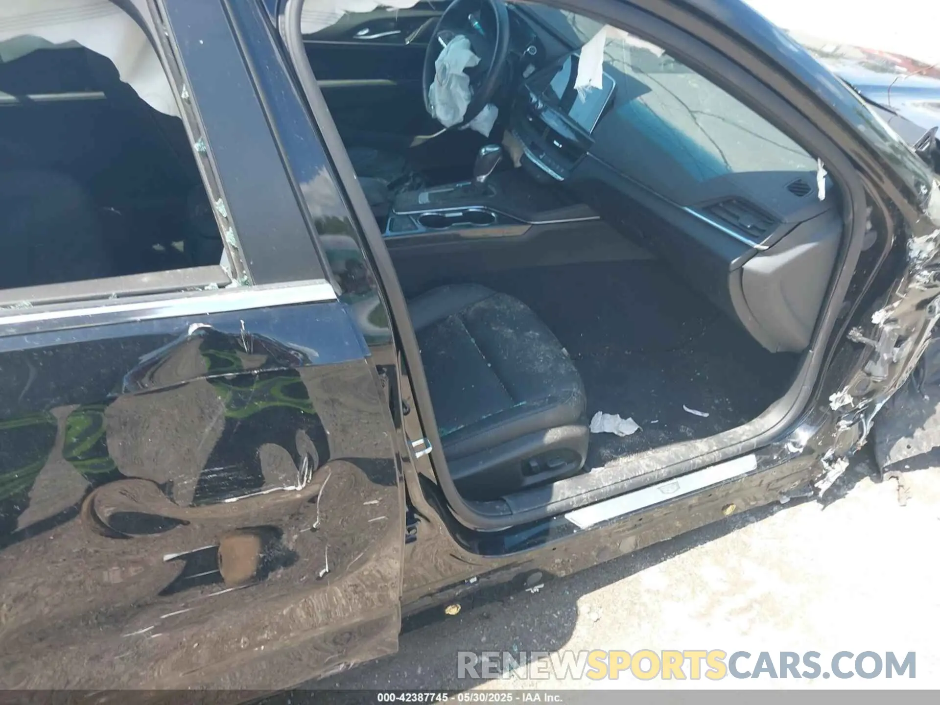 15 fotografías del automóvil dañado 1G6DA5RK1M0115585 CADILLAC CT4 2021