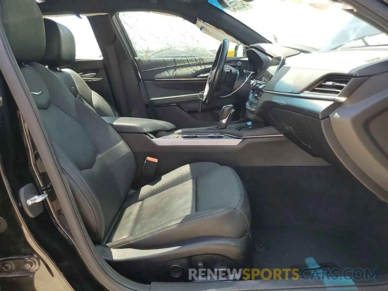 7 fotografías del automóvil dañado 1G6DB5RK6M0113750 CADILLAC CT4 2021