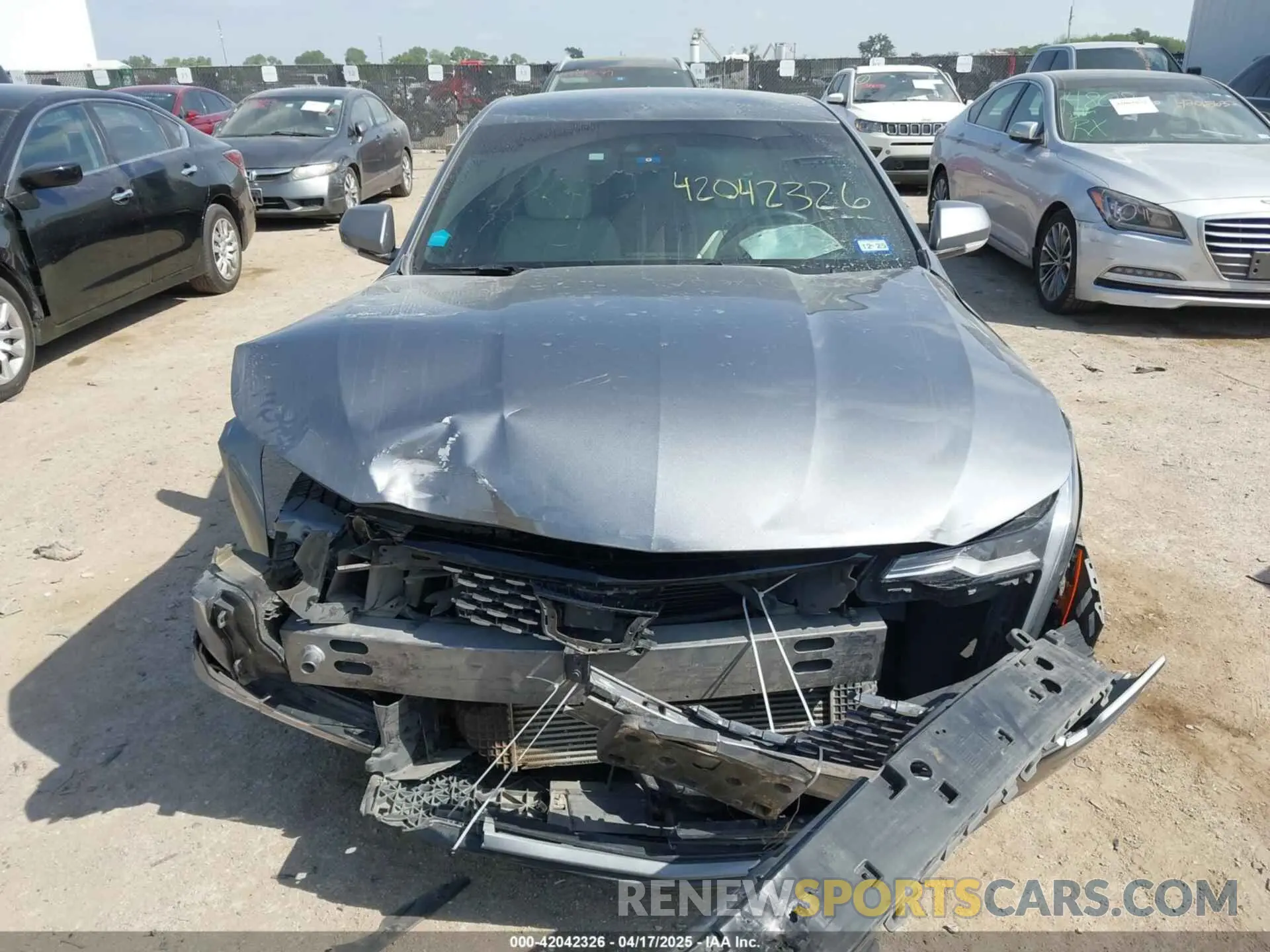 12 fotografías del automóvil dañado 1G6DB5RK6N0118383 CADILLAC CT4 2022