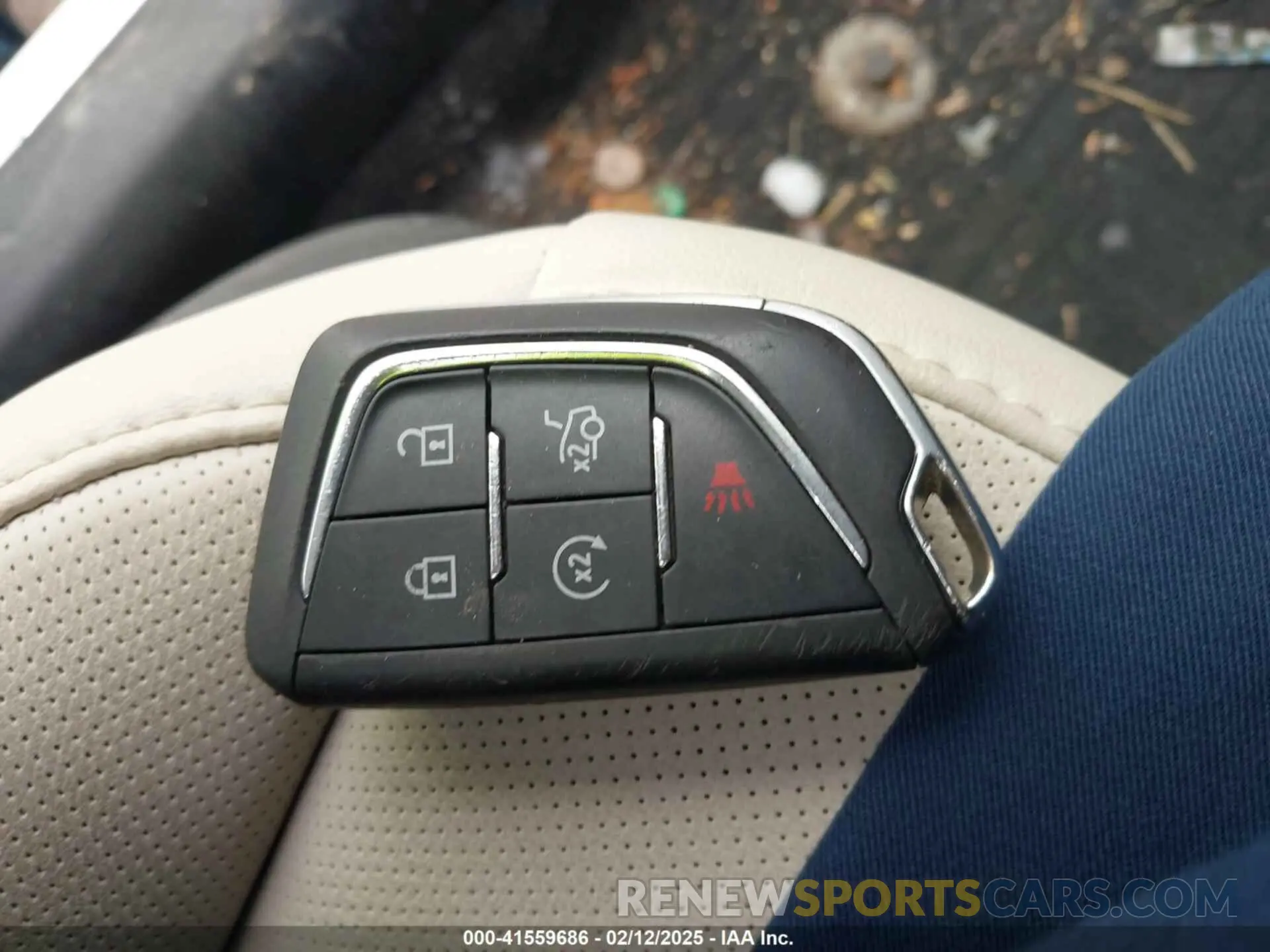 11 fotografías del automóvil dañado 1G6DB5RK8P0115326 CADILLAC CT4 2023