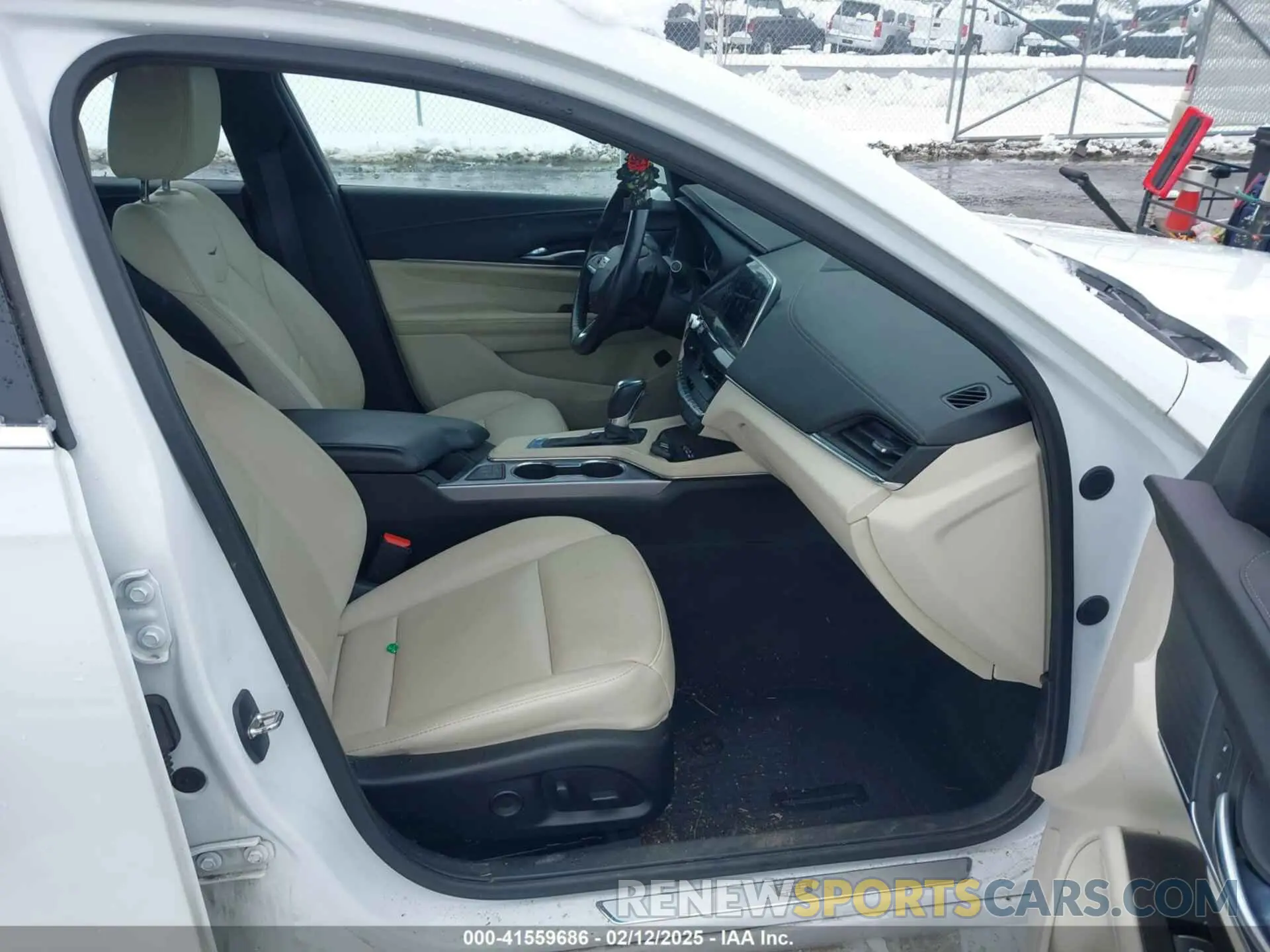 5 fotografías del automóvil dañado 1G6DB5RK8P0115326 CADILLAC CT4 2023