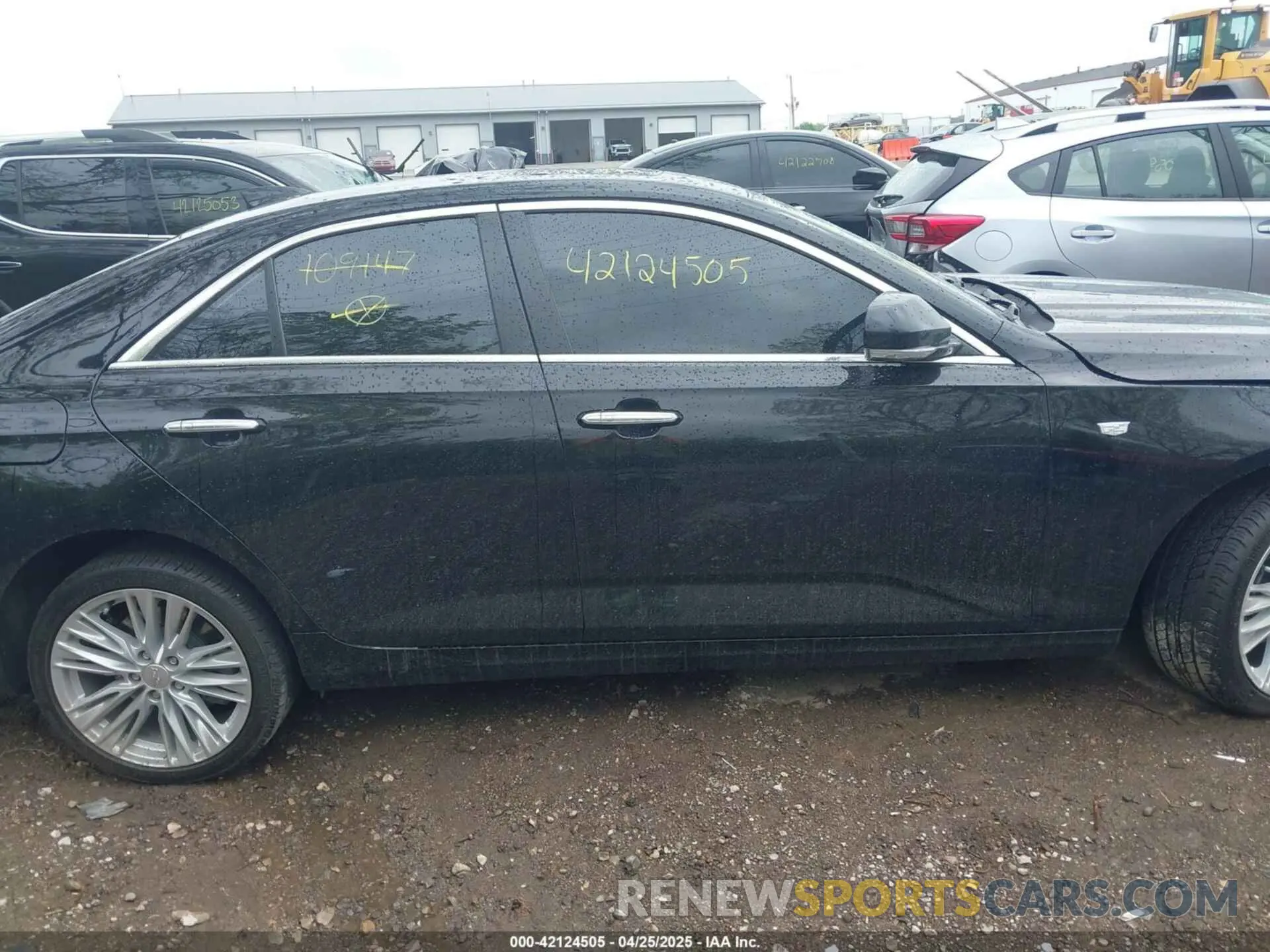 13 fotografías del automóvil dañado 1G6DF5RK5P0109147 CADILLAC CT4 2023
