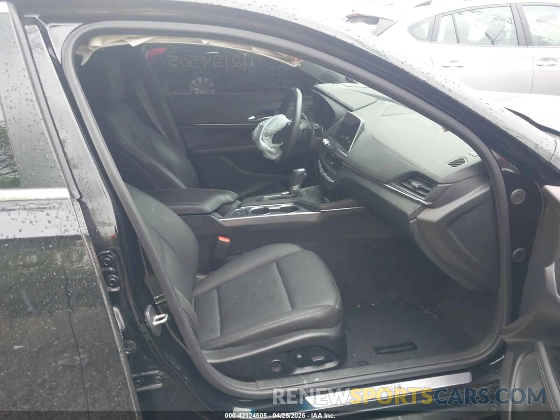 5 fotografías del automóvil dañado 1G6DF5RK5P0109147 CADILLAC CT4 2023