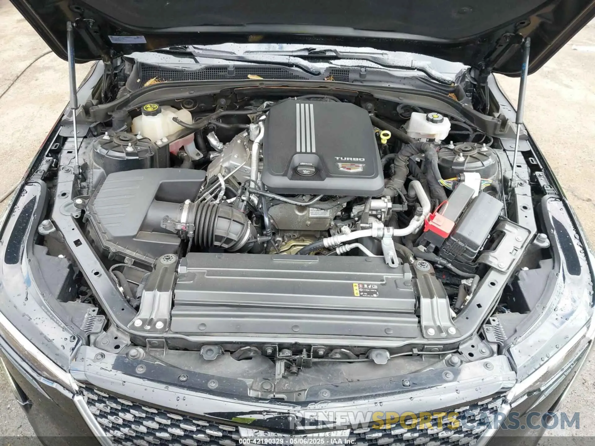 10 fotografías del automóvil dañado 1G6DF5RK8P0106050 CADILLAC CT4 2023